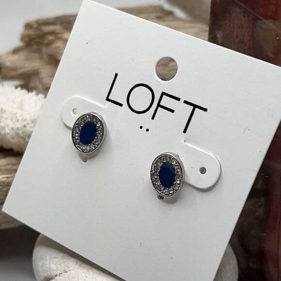 Loft Earrings  $16 each or bundle 3/ $25 - Picture 4 of 5